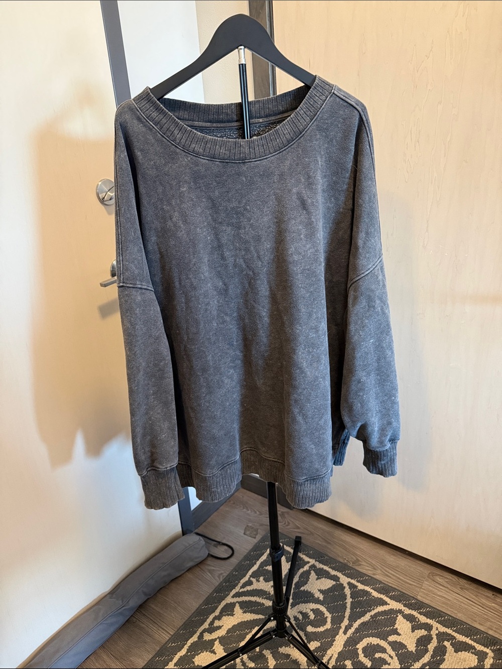 SO Washed Charcoal Oversized Crewneck Sweatshirt